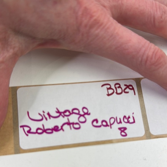 Roberto Capucci Vntage Heels with Low Chunky Heel and Square Toe Design - Picture 11 of 11